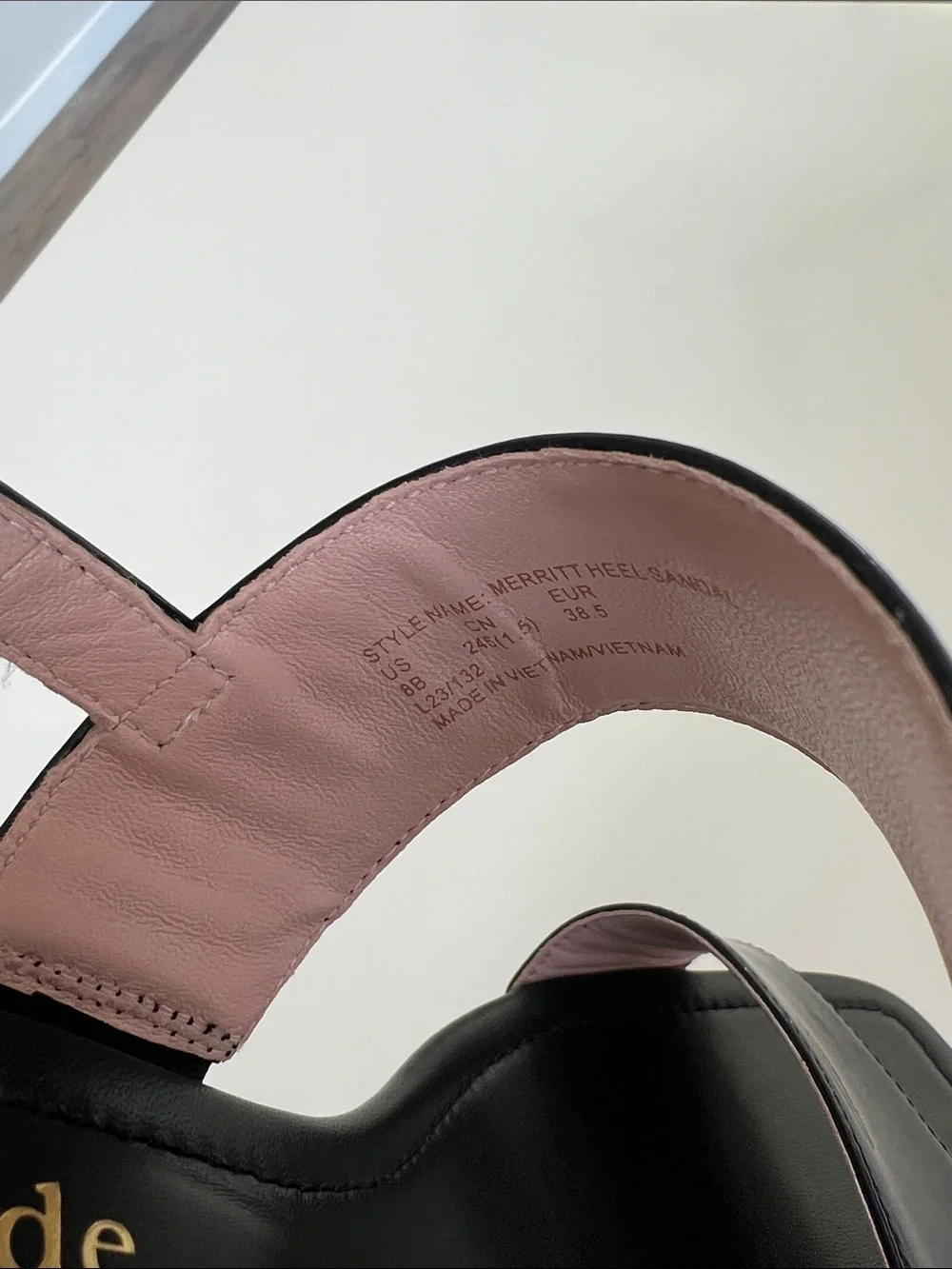 Kate Spade merritt black patent leather open toe heel sandals gold tone hardware